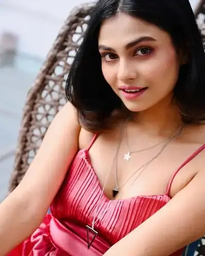 Escort Service Jaisinghnagar
